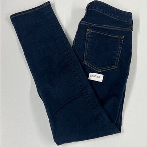 Eddie Bauer Dark Blue Women's Skinny Jeans Size 6